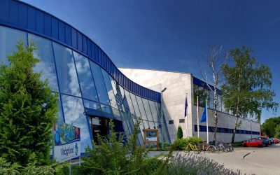 Retrofitting SPA and FINA swimming pool